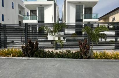 Excellently finished duplex