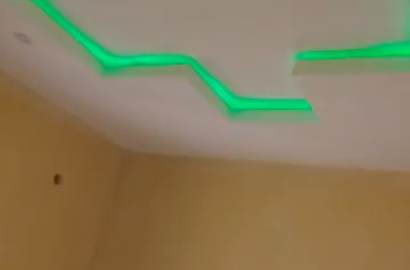 MINI FLAT MODERN HOUSE UPSTAIRS. BUCKNOR,