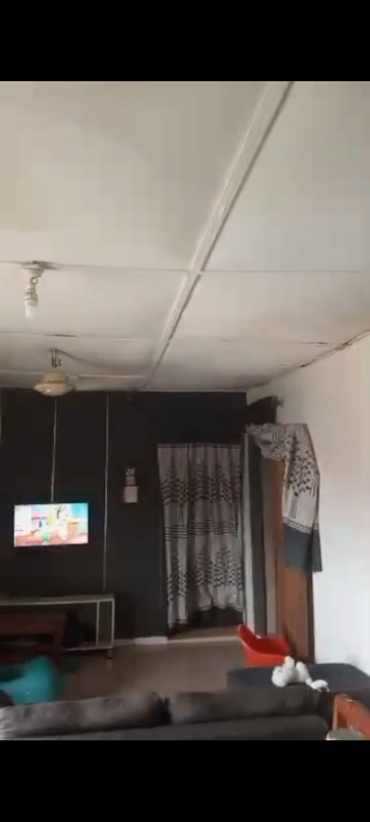 Clean 3 Bedroom Upper Floor Jakande Highrise Oke afa lsolo