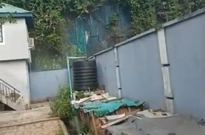 A story building miniflat up and down, at bucknor Razeva