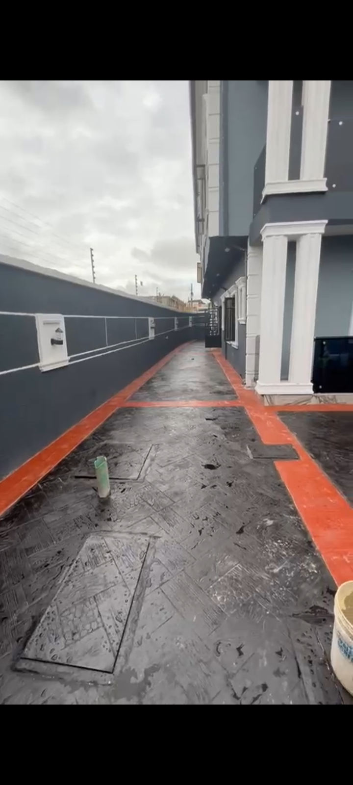 4 units of 2bedroom apartment @royal estate