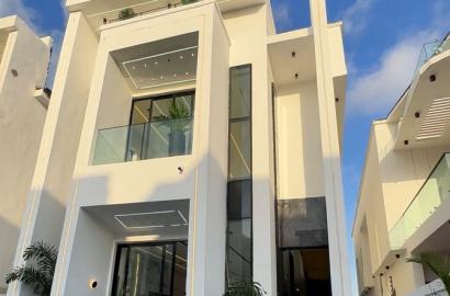 5-Bedroom Detached Duplex – Captain’s Court, Ajah