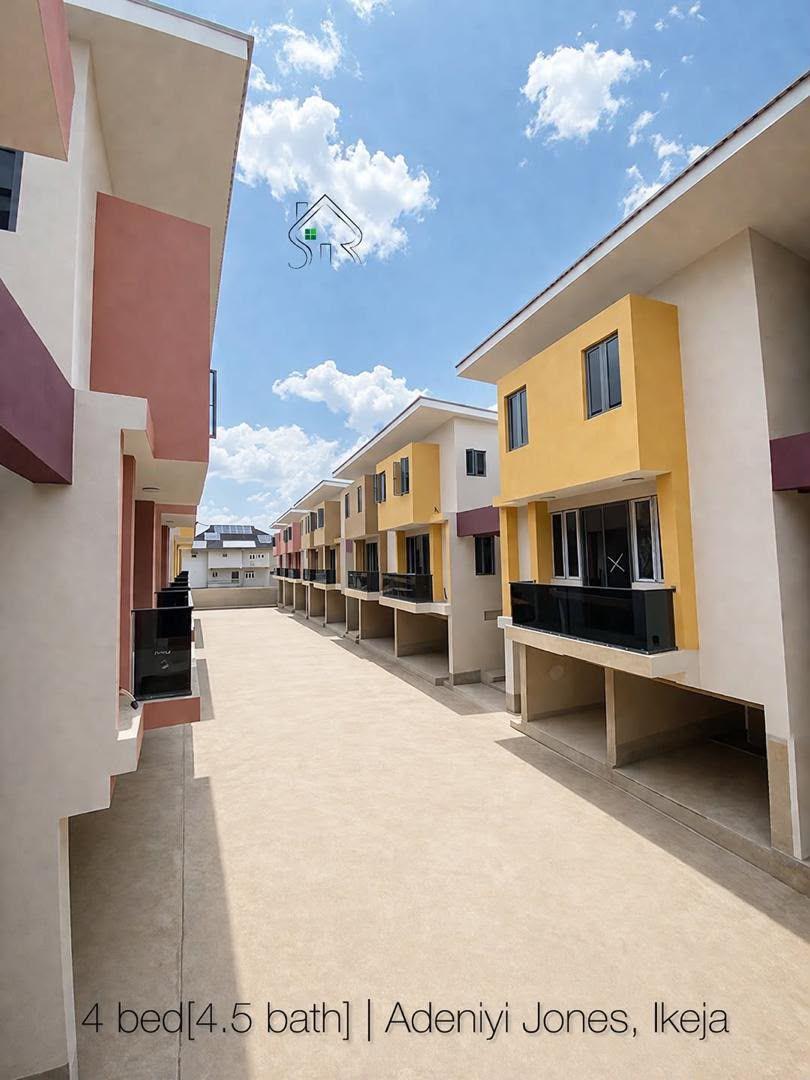 ☑️ FOR SALE – LUXURY 4 BEDROOM TERRACE DUPLEX + BQ 🏡✨ 📍 Location: Off Adeniyi Jones, Ikeja, Lagos