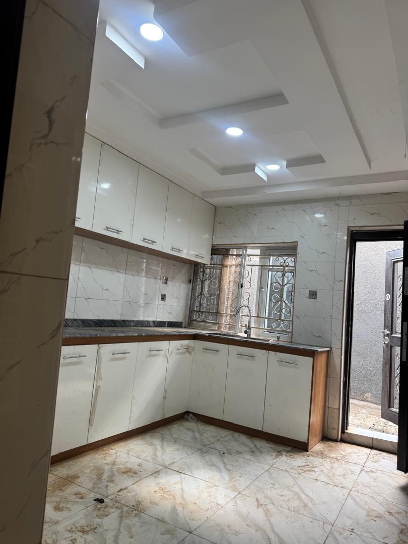 Newly Built Furnished 4-Bedroom Duplex 📍 Location: Olusoji Oluyole Extension, Ibadan