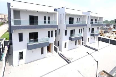 🏡 DIRECT BRIEF – FOR SALE Spacious 5-Bedroom Contemporary Detached Duplex (Tenanted) 📍 Location: Gbangbala Road, Ikate Elegushi, Lekki, Lagos