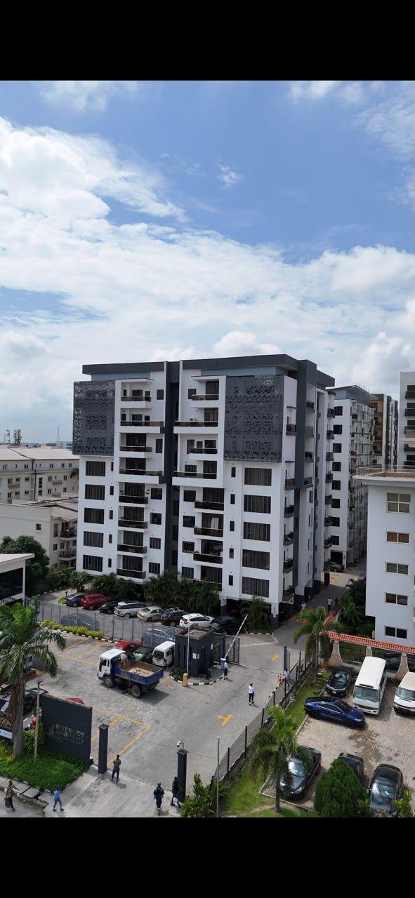 Fully Serviced 4-Bedroom Luxury Apartment 📍 Location: Banana Island Road, Ikoyi, Lagos State