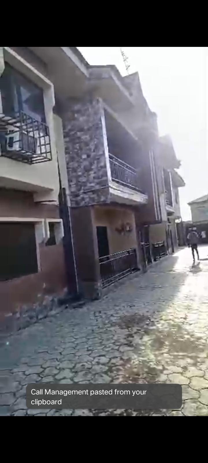 🔥 DISTRESS SALE – BLOCK OF FLATS WITH SHOPS 🔥 FOR SALE 📍 Location: Igando Phase 1, Off Isheri–Igando Road, Lagos