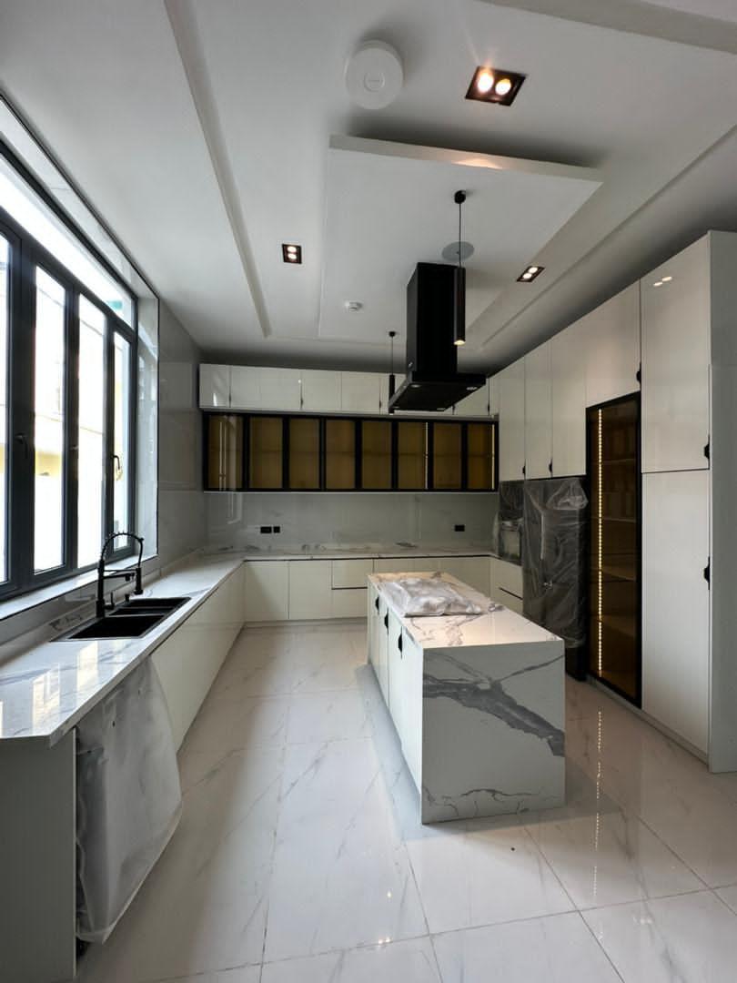 Excellently finished duplex