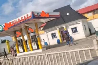 Filling Station for Sale | Facing Oshodi Expressway, Lagos
