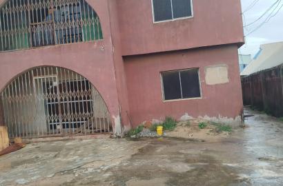 4 Units of 3-Bedroom Flats on Over a Full Plot Along Command Road