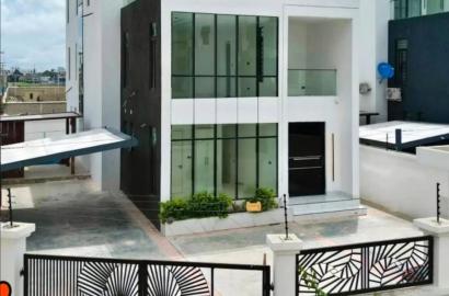 5-Bedroom Detached Duplex with Pool, Cinema & Rooftop Terrace for Sale at Lekki Phase 1