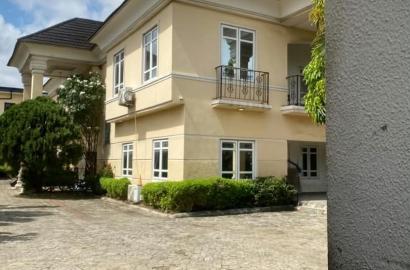1,305sqm Prime Land with Existing Structure at Lekki Scheme 2