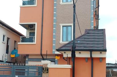 Block of 13 Apartments for Sale at Oluwalogbon Street, Shomolu, Lagos
