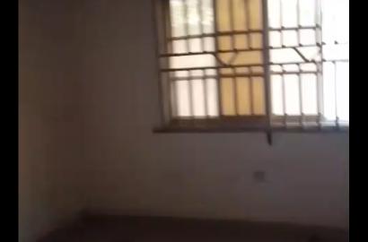 🏠 2-Bedroom Flat for Rent – Current Foam Area, Ejigbo, Lagos