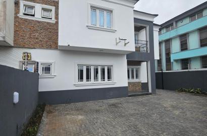 4-Bedroom Semi-Detached Duplex with BQ for Rent at Oniru, Lekki Phase 1