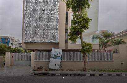5-Bed Luxury Home with Cinema, Elevator, Swimming Pool & Rooftop Terrace - Banana Island, Ikoyi