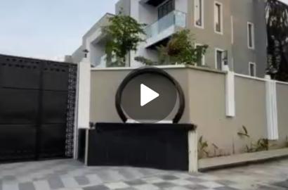 4-Bedroom Fully Detached Home + 2-Bedroom BQ – Ikoyi, Lagos