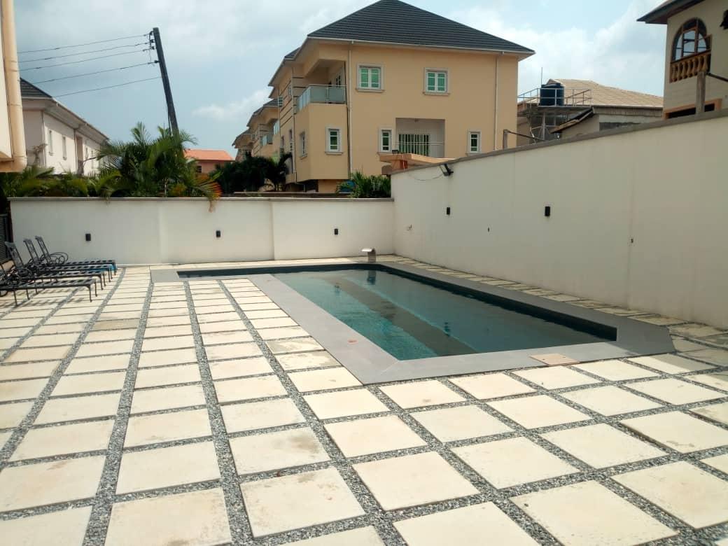 2 Bedroom Flat – Maryland Crescent, Lagos