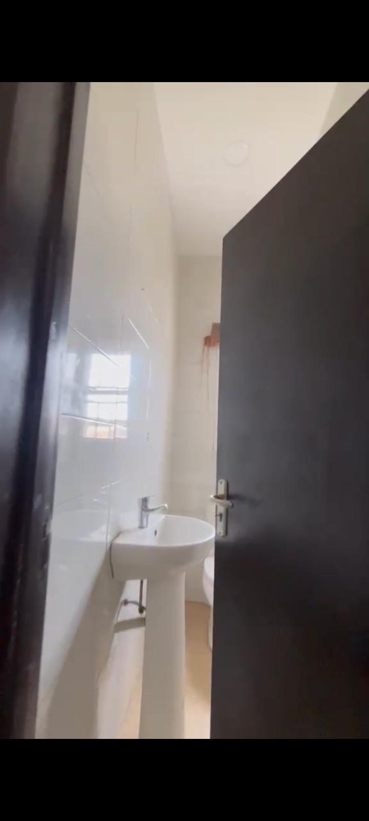Serviced 2-Bedroom Apartment for Rent – Platinum Way, Osapa, Lekki